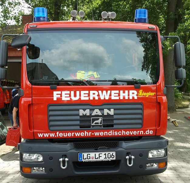Unser Löschfahrzeug mit Gruppenbesatzung und 1000l Wassertank